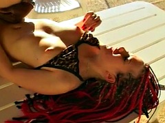 In den arsch, Grosser schwanz, Spermaladung, Schwarz, Hardcore, Im freien, Pool, Schlampe