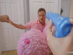 Gonzo fuck party with Katie Kush & Kayley Gunner