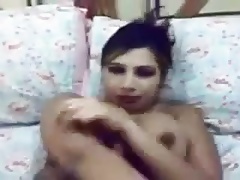 A girl sucks her lover 's rod and fuck her pussy