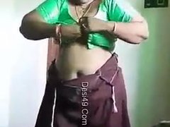 デカ尻, 露出狂, お婆さん, インド人, 下着, 熟年, 淫乱熟女, ウェブカメラ