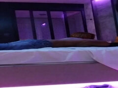 Amateur, En levrette, Petite amie, Fille latino, Seins naturels, Orgasme, Gicler, Adolescente