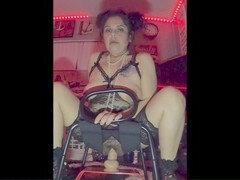 Mexican beauty Taylor Sweety Fox knows how to ride like a pro