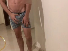 Enthousiasteling, Arabisch, Grote kont, Grote lul, Pijpbeurt, Spaans, Spion