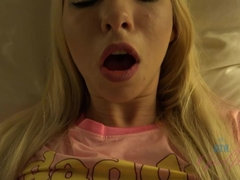 Leie, Blondine, Blasen, Füsse, Freundin, Handjob, Dürr, Titten