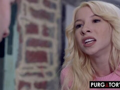 Blond, Bedriegen, Hondjeshouding, 1 man 2 vrouwen, Keuken, Likken, Realiteit, Tieten likken