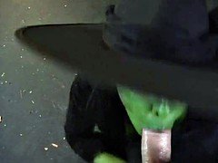 Одетые девушки голые парни, Винтаж