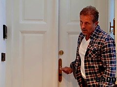 18 jaar, Gevangen, Sperma shot, Tsjechisch, Daddy, Europees, Hd, Natuurlijke tieten