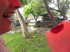 Amateur, Bikini, Despelote, Besar, Pov, Público, Voyeur, Mojado