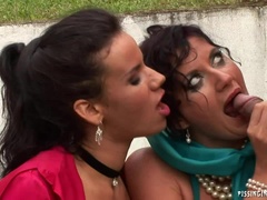 Grosser schwanz, Blasen, Spermaladung, Masturbation, Natürlichen titten, Pissen, Dusche, Titten