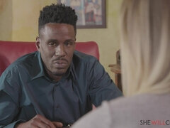 Blonde, Tromperie, En levrette, Faciale, Hd, Interracial, Piercing, Chatte