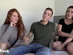 Бисексуалы, Семяизвержение, Две девушки, Рыжие, Лизание жопы, Втроем