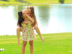 Anal, Vestido, Penetracion con dedos, Besar, Público, Solo, Chorro, Juguetes