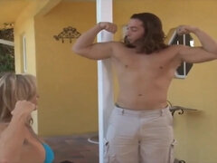 Grosse titten, Bikini, Blasen, Geile alte tussi, Schwanz, Lecken, Reif, Sohn