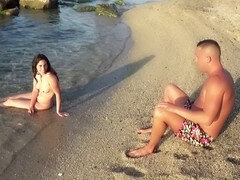 Playa, Culo grande, Verga grande, Morena, Al aire libre, Adolescente