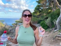 Amateur, Sucer une bite, Attrapée, Éjaculer dans la bouche, Mignonne, Gorge profonde, Faciale, Sport