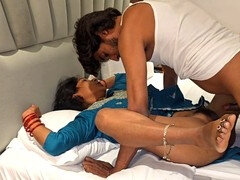 Amateur, Amarrada, Británico, Hermano, Brutal, Casero, Indio, Inserción