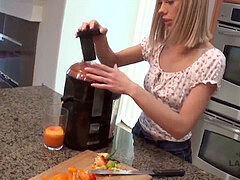 super-fucking-hot gal gets smashed by fake agent at modeling audition