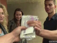 Amateur, Sucer une bite, Le plan cul à quatre, Branlette thaïlandaise, De plein air, Pov, Public, Adolescente