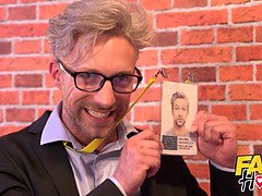 Gros cul, Gros seins, Sucer une bite, Hd, Orgasme, Russe, Adolescente, Plan cul à trois