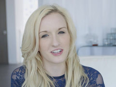 黒人, チアリーダー, 大学生, バック, 顔射, 開帳, 小柄, おもらし