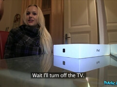 Enthousiasteling, Blond, Pijpbeurt, Rondborstig, Concours, Buiten, Gezichtspunt, Douche