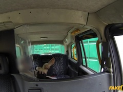 Anal, Sucer une bite, En levrette, Doigter, Léchez, De plein air, Pov, Fessée