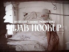 Grosse bite, Gros seins, Blonde, Brunette brune, Femme couguar, Criant, Adolescente, Nénés