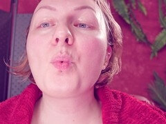 ASMR munching sounds with Arya Grander enjoying gooey teddy bear candies