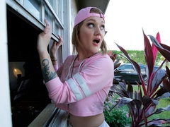 Cul, Beauté, Gros seins, Sucer une bite, Plantureuse, Branlette thaïlandaise, Rasée, Tatouage
