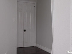 Ванна, Брюнетки, Грудастые, Колледж, Лесбиянка, Милф, Тощие, Мачеха