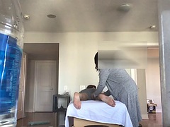 Aziatisch, Grote lul, Grote mammen, Zwart, Zwart, Flashing, Handbeurt, Bekijker