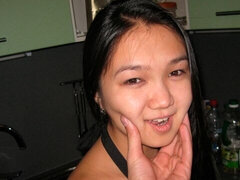 アジア人, デカチン, フェラチオ, バック, キッチン, ハメ撮り, ティーン, オッパイの