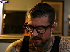 Sadomasochismus, Grosse titten, Fesselspiele, Fetisch, Hardcore, Milf, Verführt, Hintern versohlen