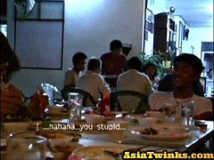 Amateur, Asiatique, Tir de sperme, Homosexuelle, Poilue, Maigrichonne, Suçant, Adolescente