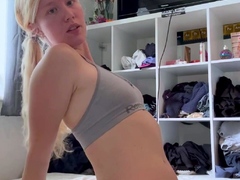 Leie, Blondine, Masturbation, Solo, Jungendliche (18+), Titten, Spielzeuge, Jungfrau