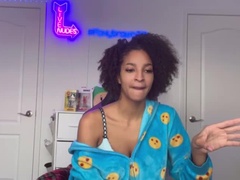 Gros seins, Grossier, Conversation vulgaire, Noir ébène