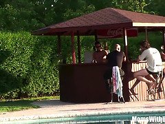 Anal, Sucer une bite, Hd, Masturbation, Maman, De plein air, Rousse roux, Belle mère