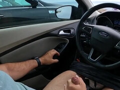 Grosse bite, Voiture, Tir de sperme, Allemand, Masturbation, Public, Réalité, Épouse