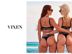 Enthousiasteling, Pijpbeurt, Hondjeshouding, 1 man 2 vrouwen, Natuurlijke tieten, Buiten, Mager, Tieten likken