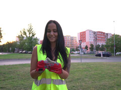 Petite cutie Jennifer Mendez demonstrates her bj abilities