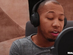 Ricky Johnson shagged Athena Faris during podcast