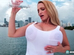 Blondine, Masturbation, Reif, Milf, Im freien, Solo