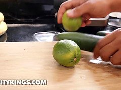 お尻, デカ尻, デカチン, フェラチオ, 巨大, 異人種間, パイ刷り, オッパイの