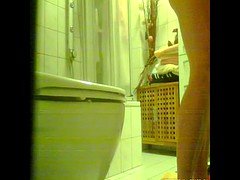 Любители, Душ, Подглядывание