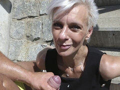 Grosser schwanz, Blasen, Fingern, Handjob, Reif, Im freien, Öffentlich, Hure