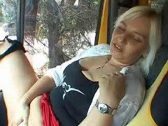 Любители, Блондинки, В машине, Пальцем, Оргазм, Киски, Жена, Обмен женами