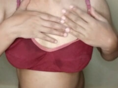 18 ans, Baby sitter, Gros cul, Conversation vulgaire, Domestique, Mère que j'aimerais baiser, Chatte, Adolescente