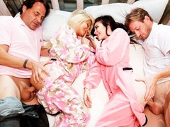 素人, デカチン, フェラチオ, バック, 小柄, ガリガリ, ティーン, オッパイの