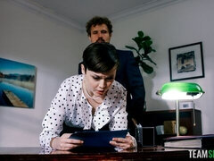 Большая жопа, Большой член, Брюнетки, Собачьи, В офисе, Короткая стрижка