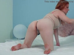 Gros cul, Sucer une bite, Branlette thaïlandaise, Petite femme, Pov, Rousse roux, Chevaucher, Tabou